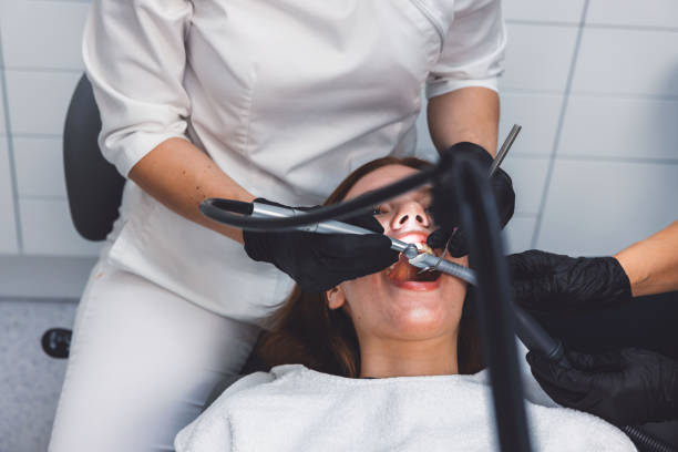 Best Emergency Dentist for Knocked-Out Tooth in Springville, IA